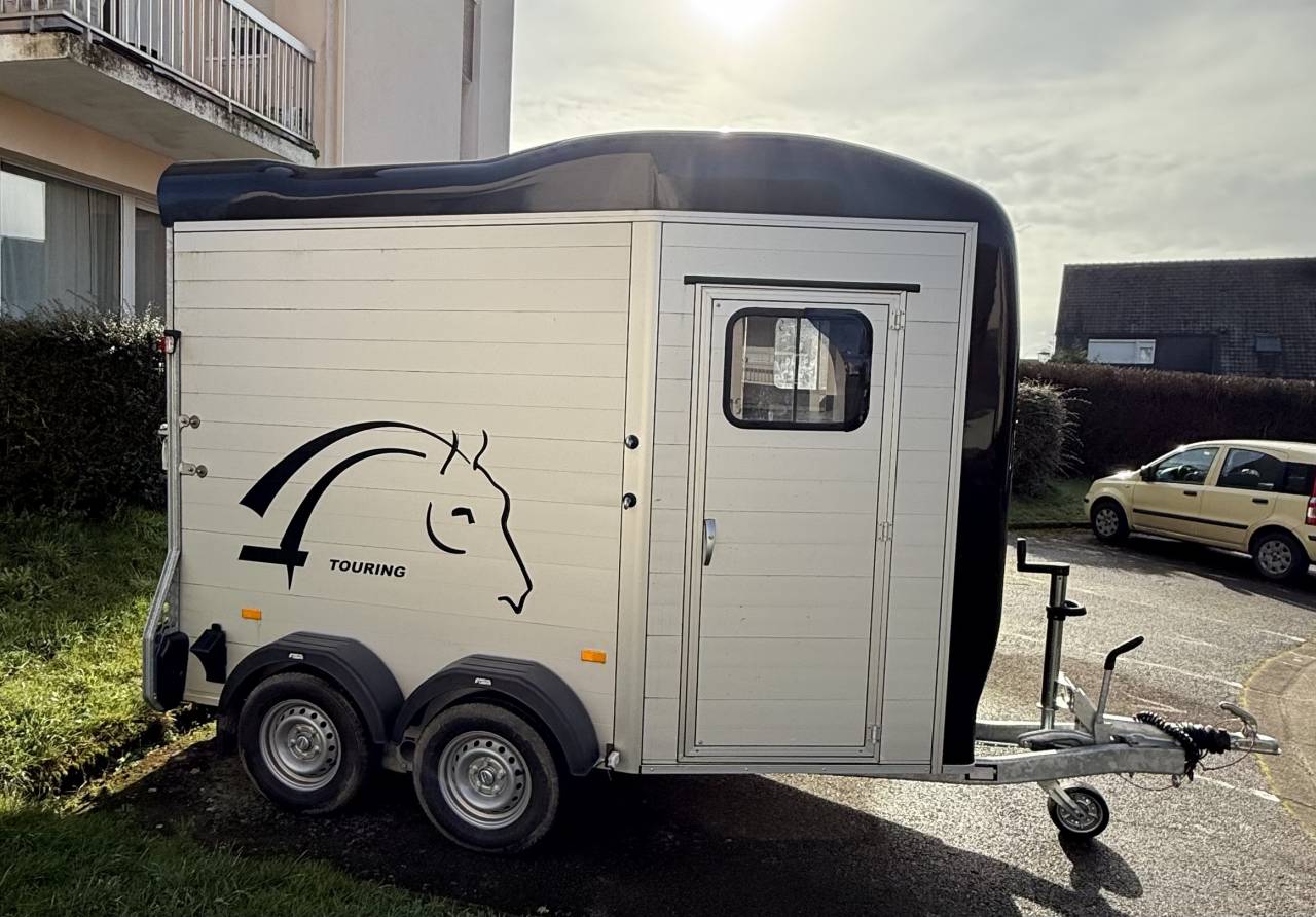 Van cheval libert&eacute; 