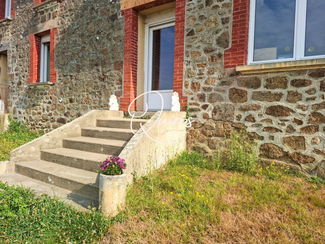 Propri&eacute;t&eacute; rural - 2,8 Hectares - Bagnoles-de-l'Orne