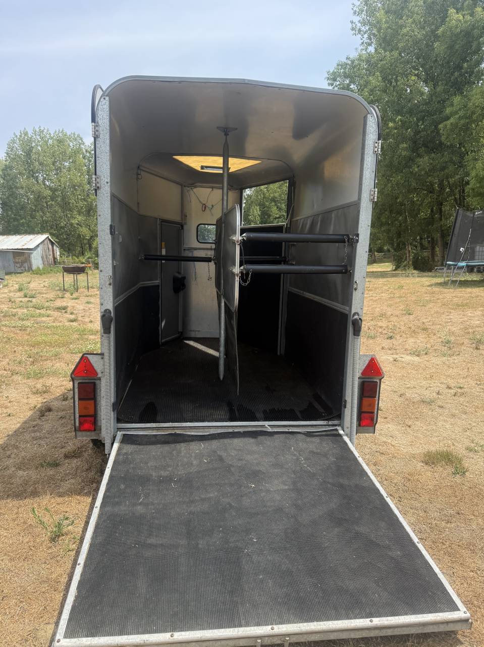 Van chevaux Ifor Williams HB505 &ndash; 2006 &ndash; Pont avant &ndash; P