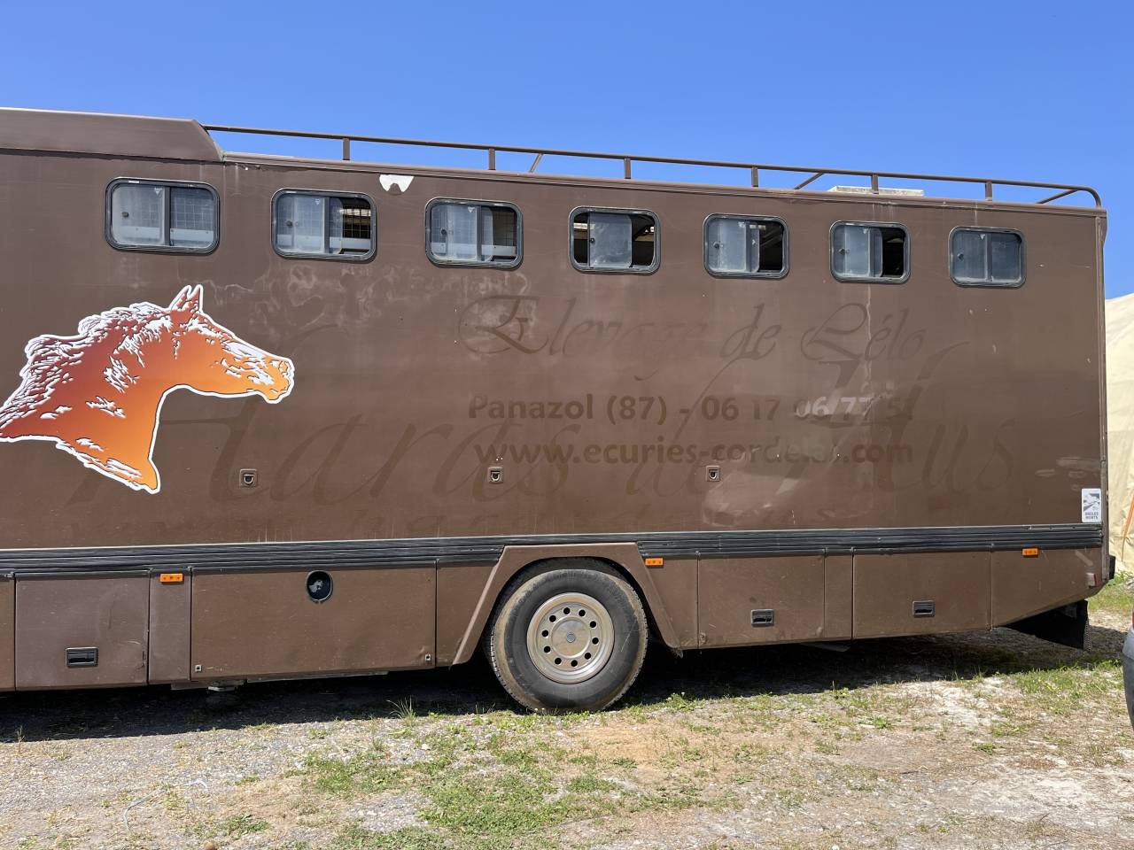 Camion 8 places chardron