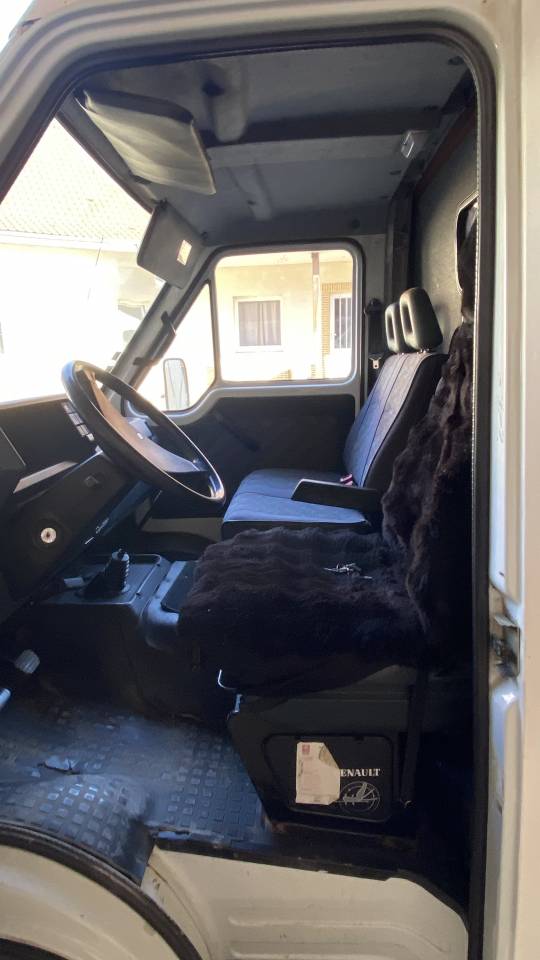 Renault master camion chevaux 
