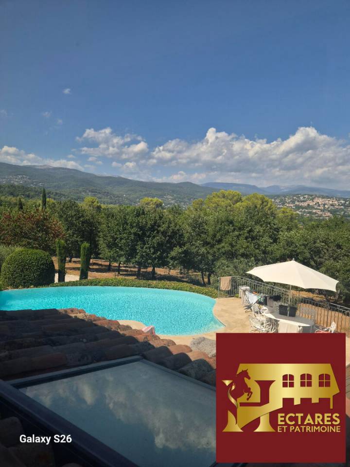 Fayence (83) Propri&eacute;t&eacute; &eacute;questre de charme. Coup de coeur !