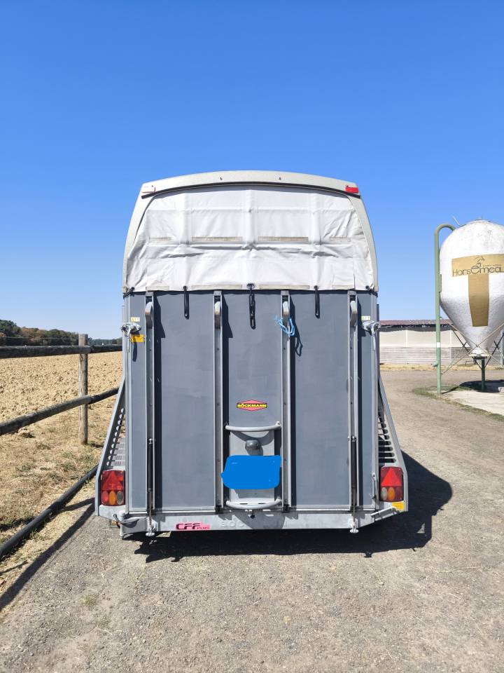 VAN DUO R BOCKMANN