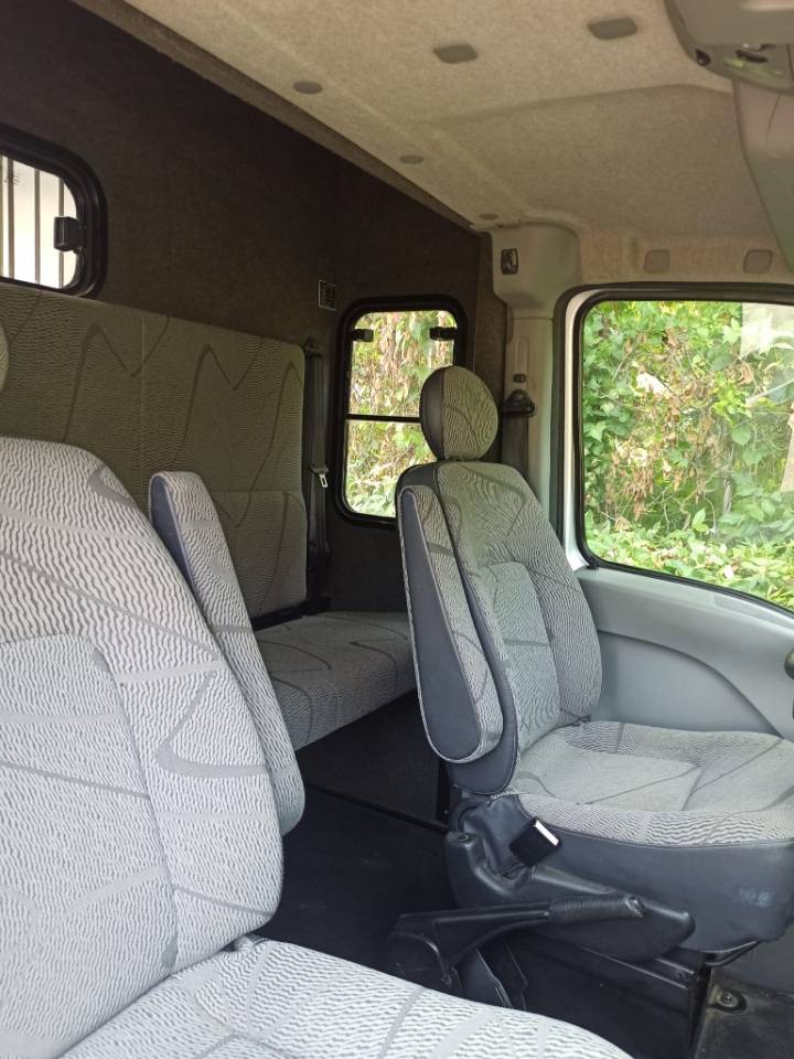 Renault Master Carrosserie Chardron 5 places 150cv 2010