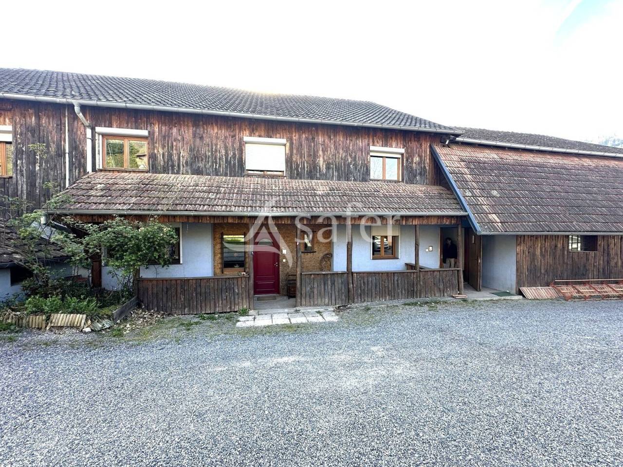 Propri&eacute;t&eacute; &agrave; potentiel &eacute;questre au coeur du Massif des Vosges