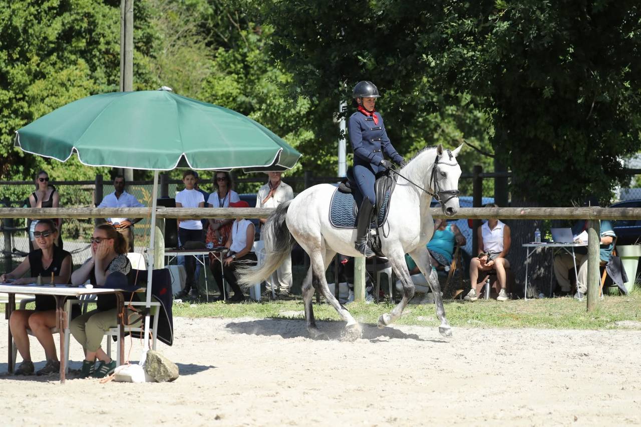 Top PSL de 8 ans dress&eacute; 