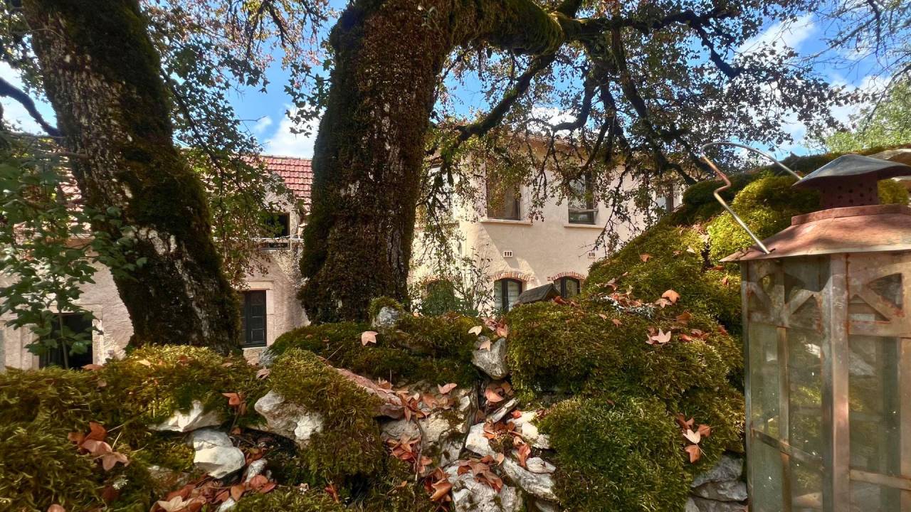Lot : propri&eacute;t&eacute; de 7ha