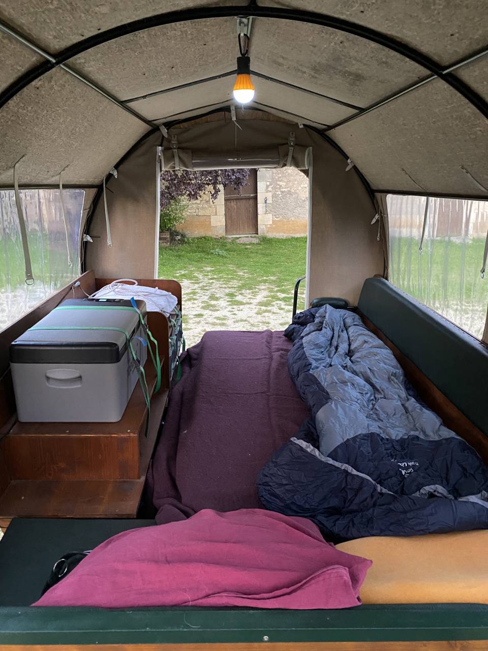 A vendre chariot western / camping-car