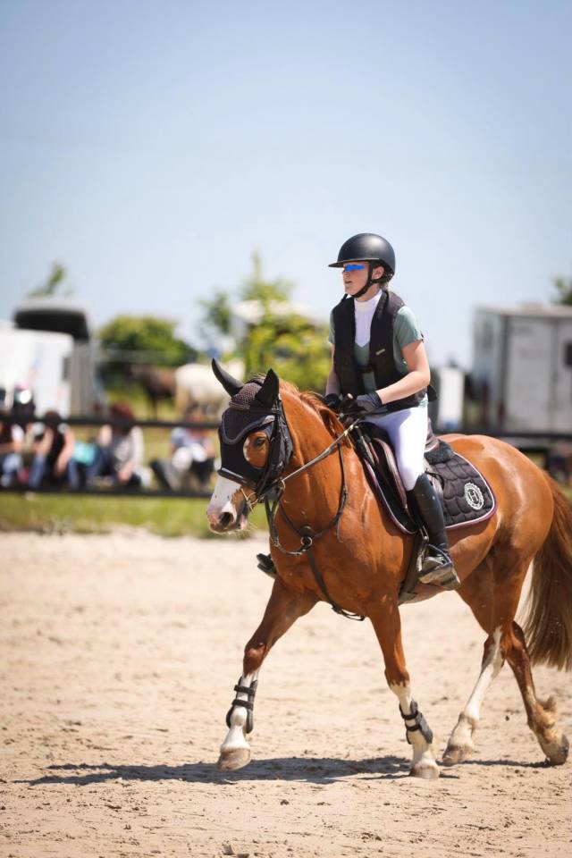 Ponette PFS 9 ans - 1,42m - potentiel P &Eacute;lite