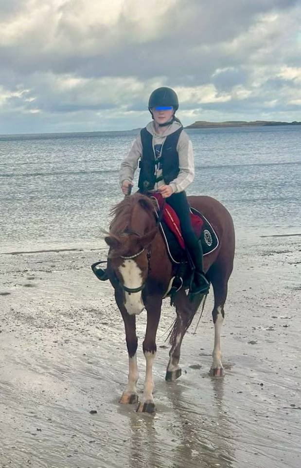 Ponette PFS 9 ans - 1,42m - potentiel P &Eacute;lite