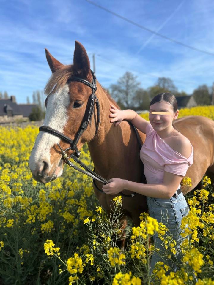 Ponette PFS 9 ans - 1,42m - potentiel P &Eacute;lite