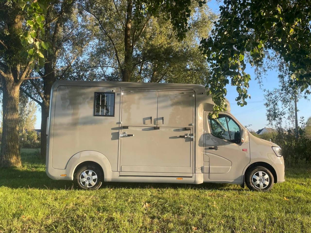 Camion STX Renault Master