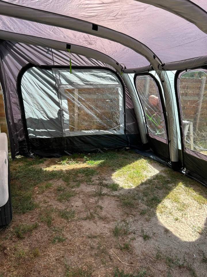 Van Cheval Libert&eacute; Optimax Living 3 chevaux &ndash; &Eacute;tat proc