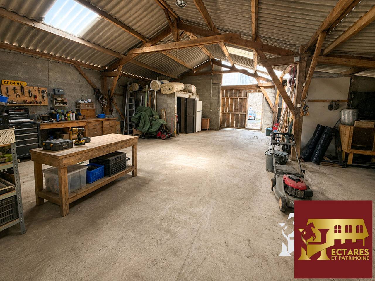 Maison Malville 7 pi&egrave;ce(s), 114 m2 et 2,7 hectares