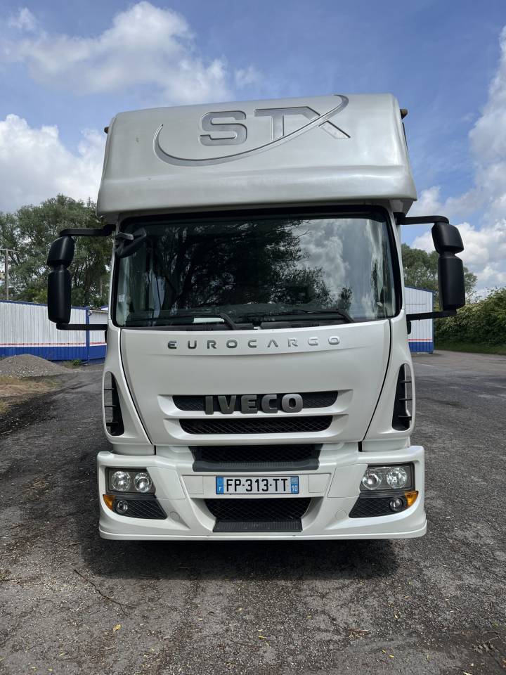 IVECO EUROCARGO 160E28 STX POP OUT