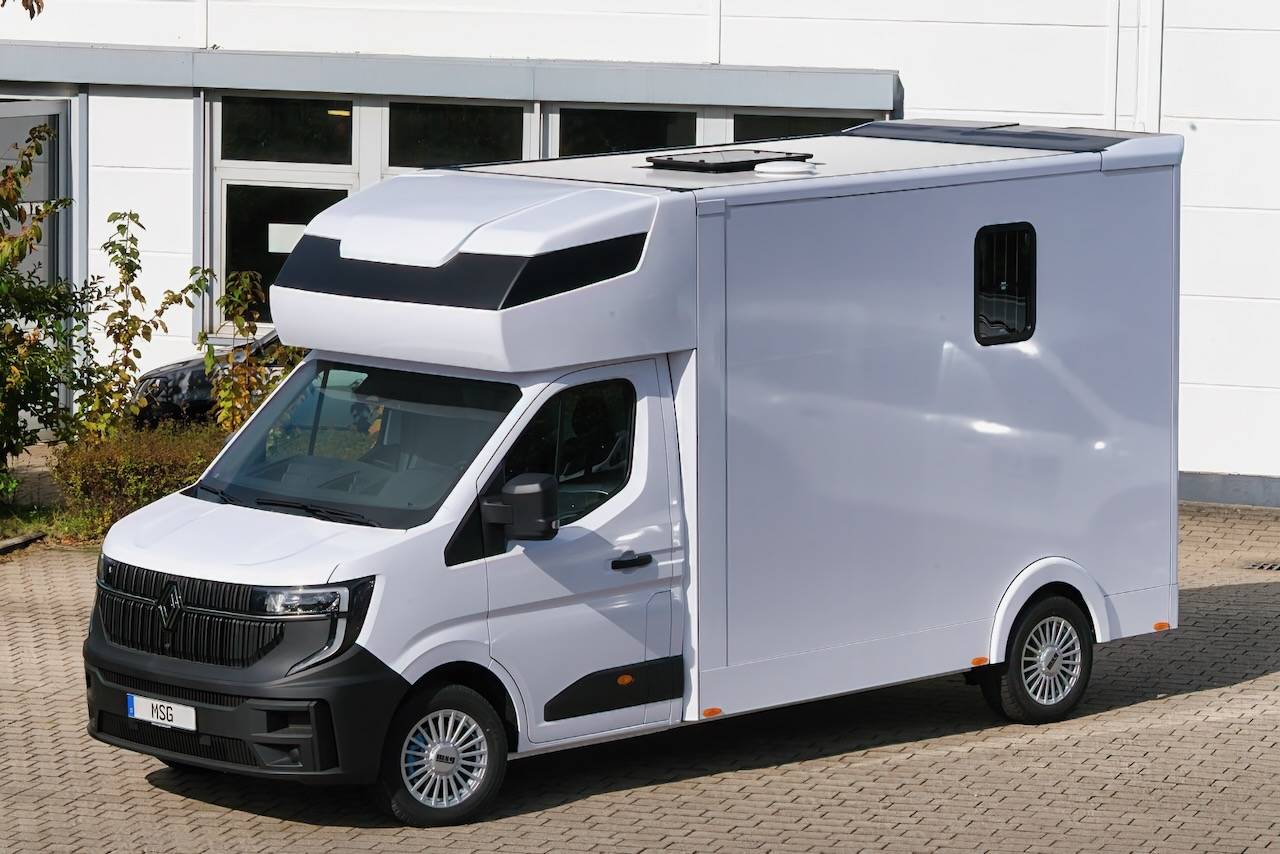 RENAULT MASTER 170 MSG STALLION LIGHT AUTOMATIQUE