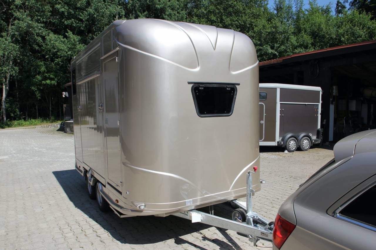 REMORQUE ANKA 2 CHEVAUX & SELLERIE