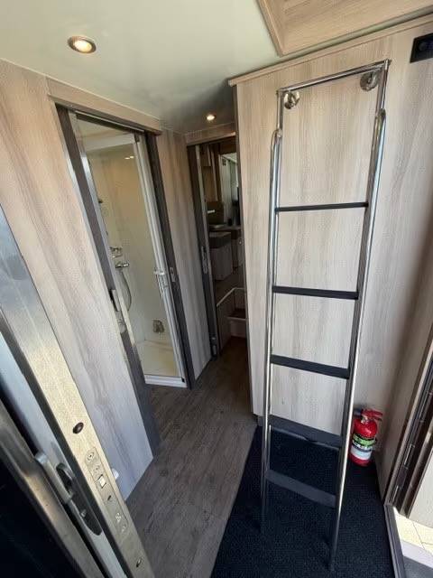 VOLVO FH 500 ROELOFSEN RR6 POP OUT & PUSH UP