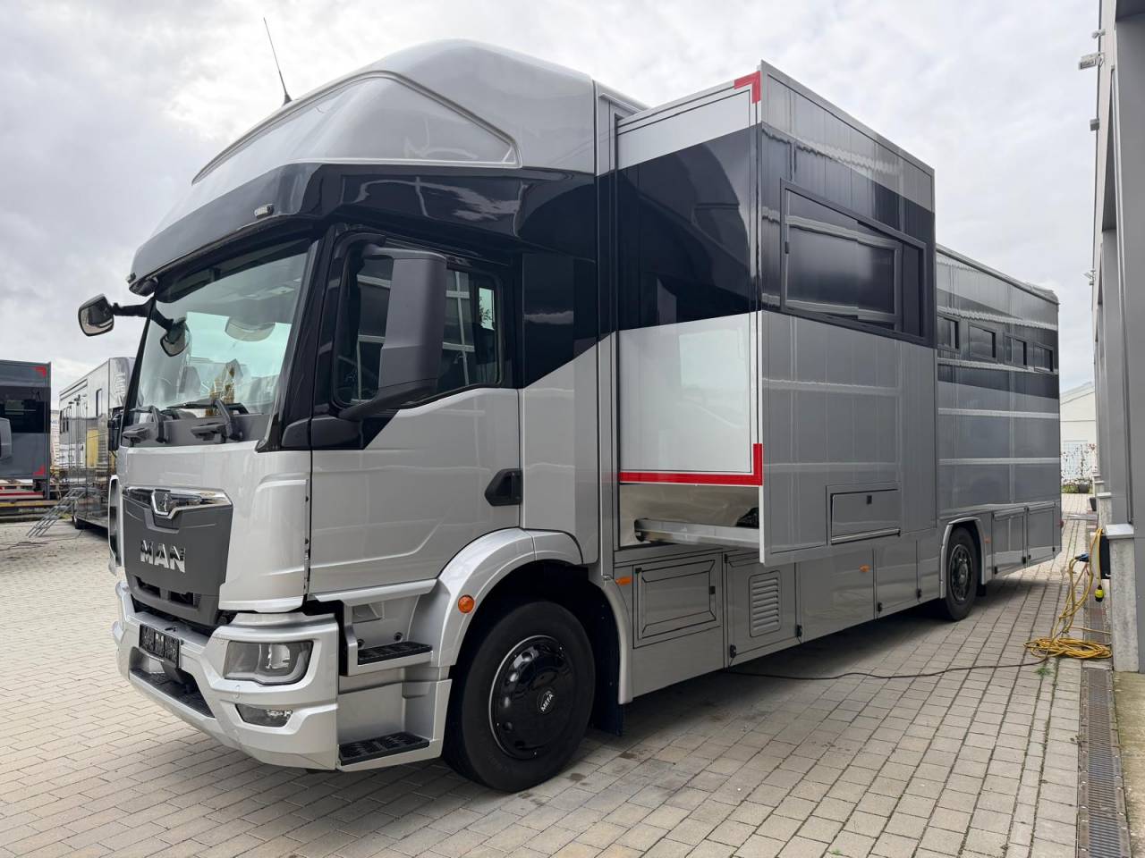 MAN TGM 18.320 ANKA POP OUT