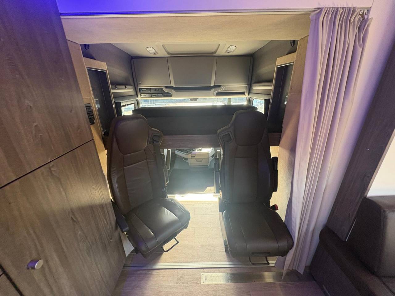 SCANIA S500 EHC POP OUT