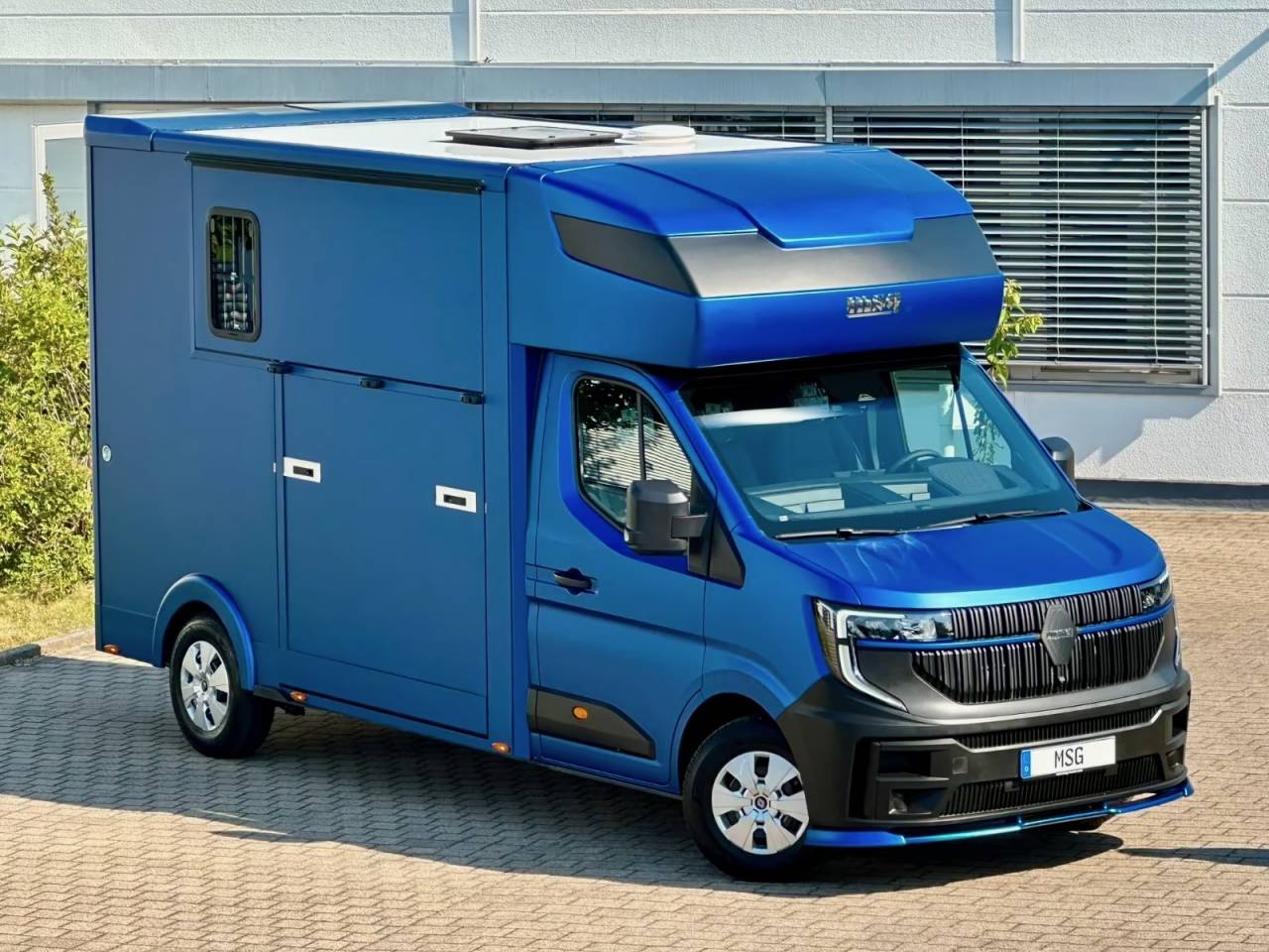 RENAULT MASTER 170 MSG STALLION LIGHT AUTOMATIQUE