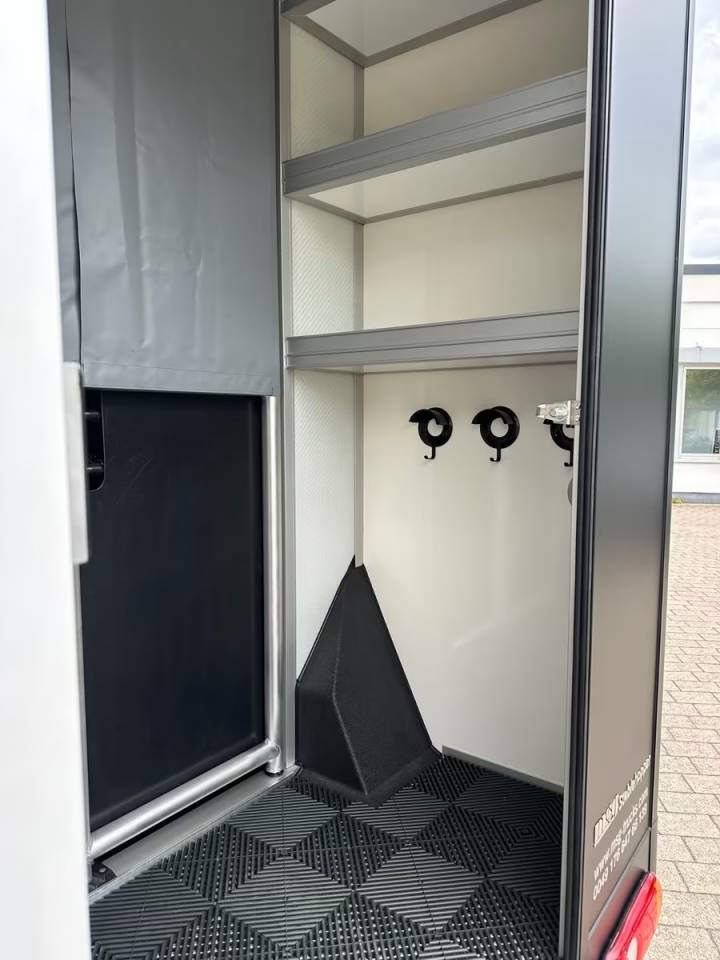 RENAULT MASTER 170 MSG STALLION LIGHT AUTOMATIQUE