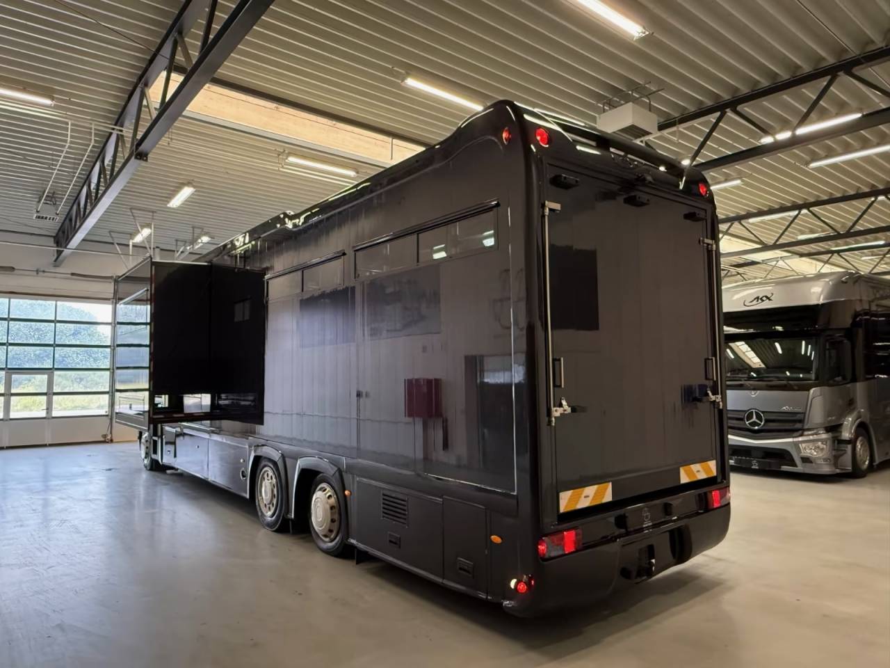 RENAULT MAGNUM 480 STX 5 HORSES POP OUT