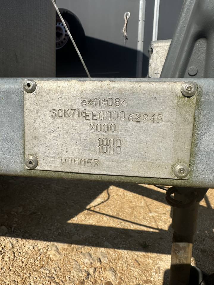 VAN IFOR WILLIAMS HB505R