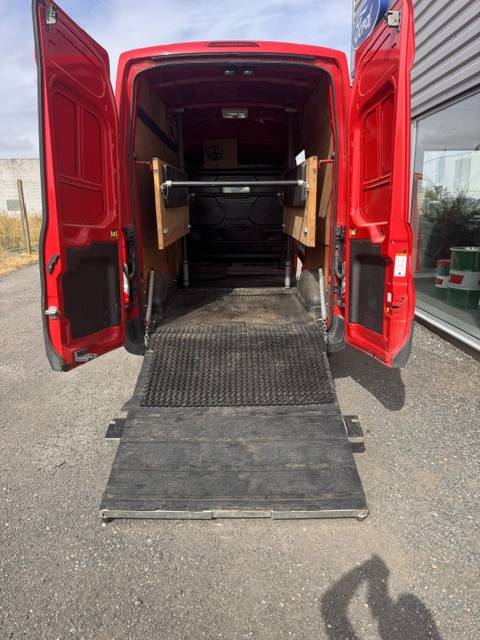 CAMION AMENAGE CHEAUX