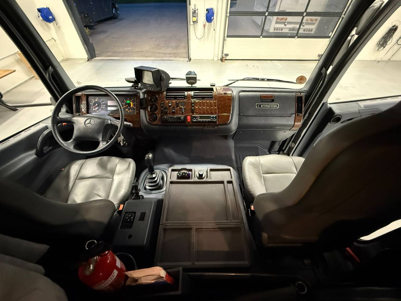 mercedes 1529/2005/pop /7chx/155000kms/79000ht