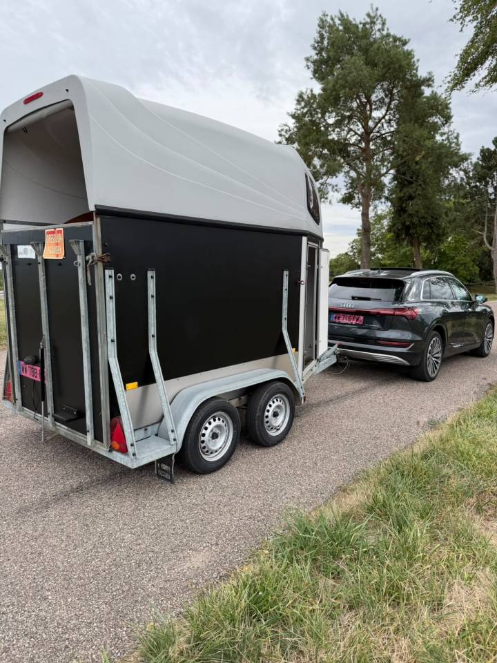 Van 1.5 Hotra 