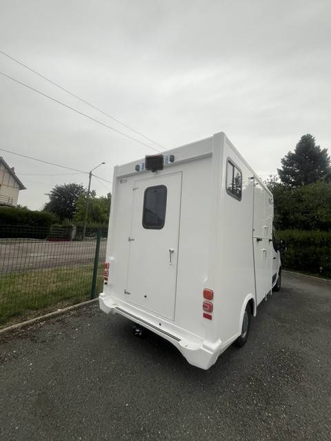 Camion VL Master 2023&nbsp;caisse neuve