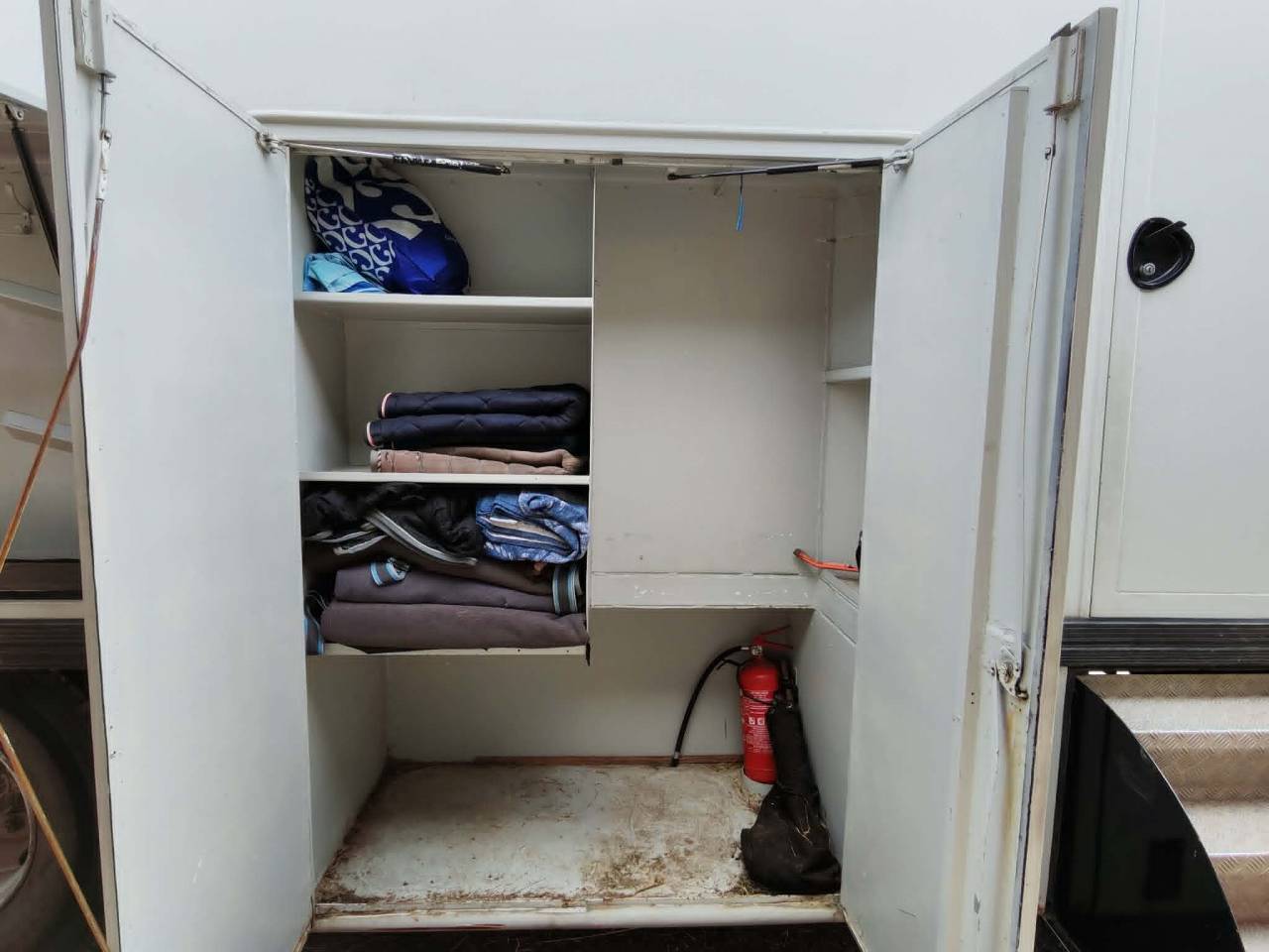 CAMION 7 PLACES + HOME CAR