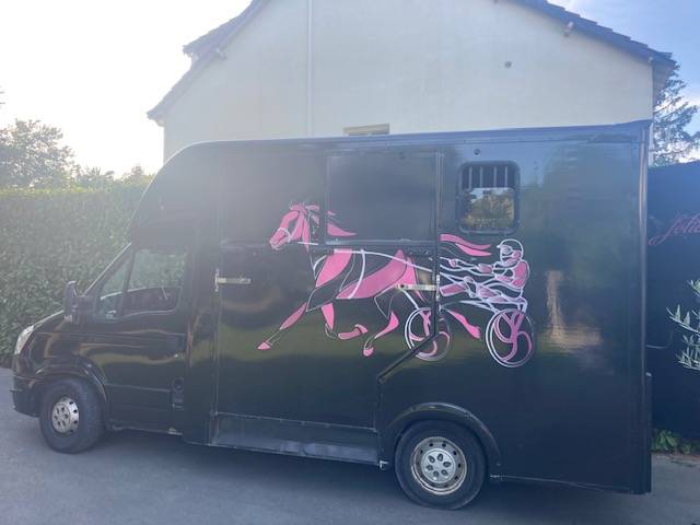 IVECO F1A 2,3 litres 126 chevaux bo&icirc;te auto