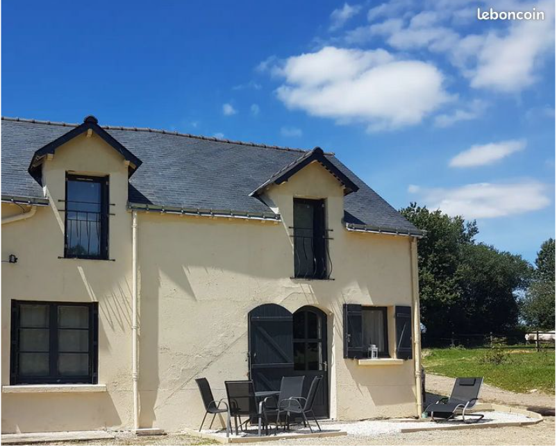 Maison de campagne meubl&eacute;e 86m2, prairie cl&ocirc;tur&eacute;e