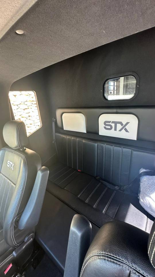VL Renault Master STX