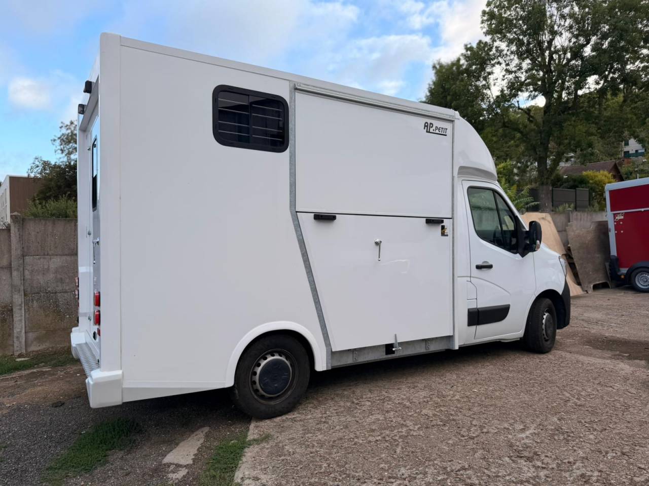 RENAULT MASTER &ndash; 2021 &ndash; 3 PLACES &ndash; STALLE &ndash; 87 000KM