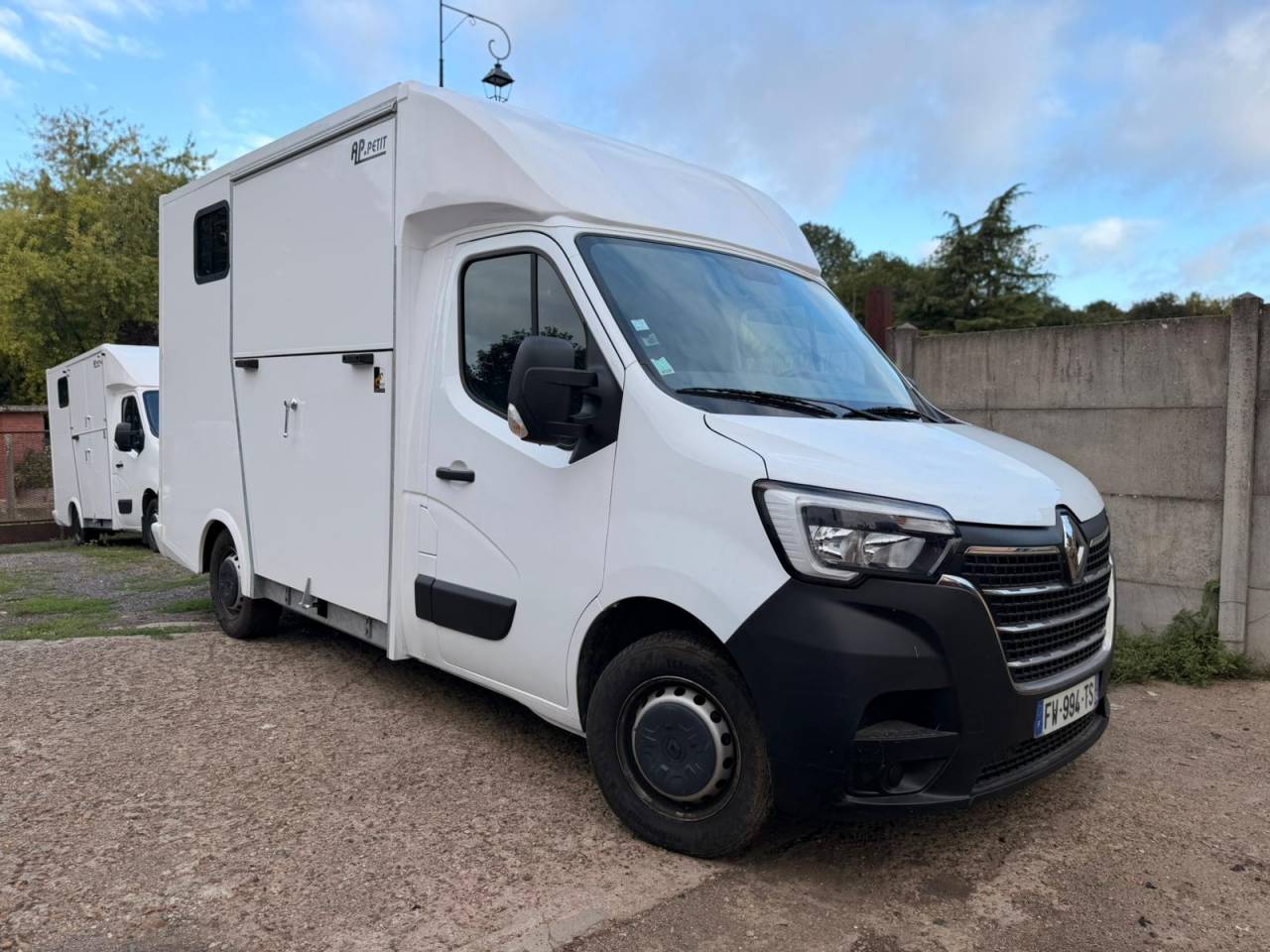RENAULT MASTER &ndash; 2021 &ndash; 3 PLACES &ndash; STALLE &ndash; 87 000KM