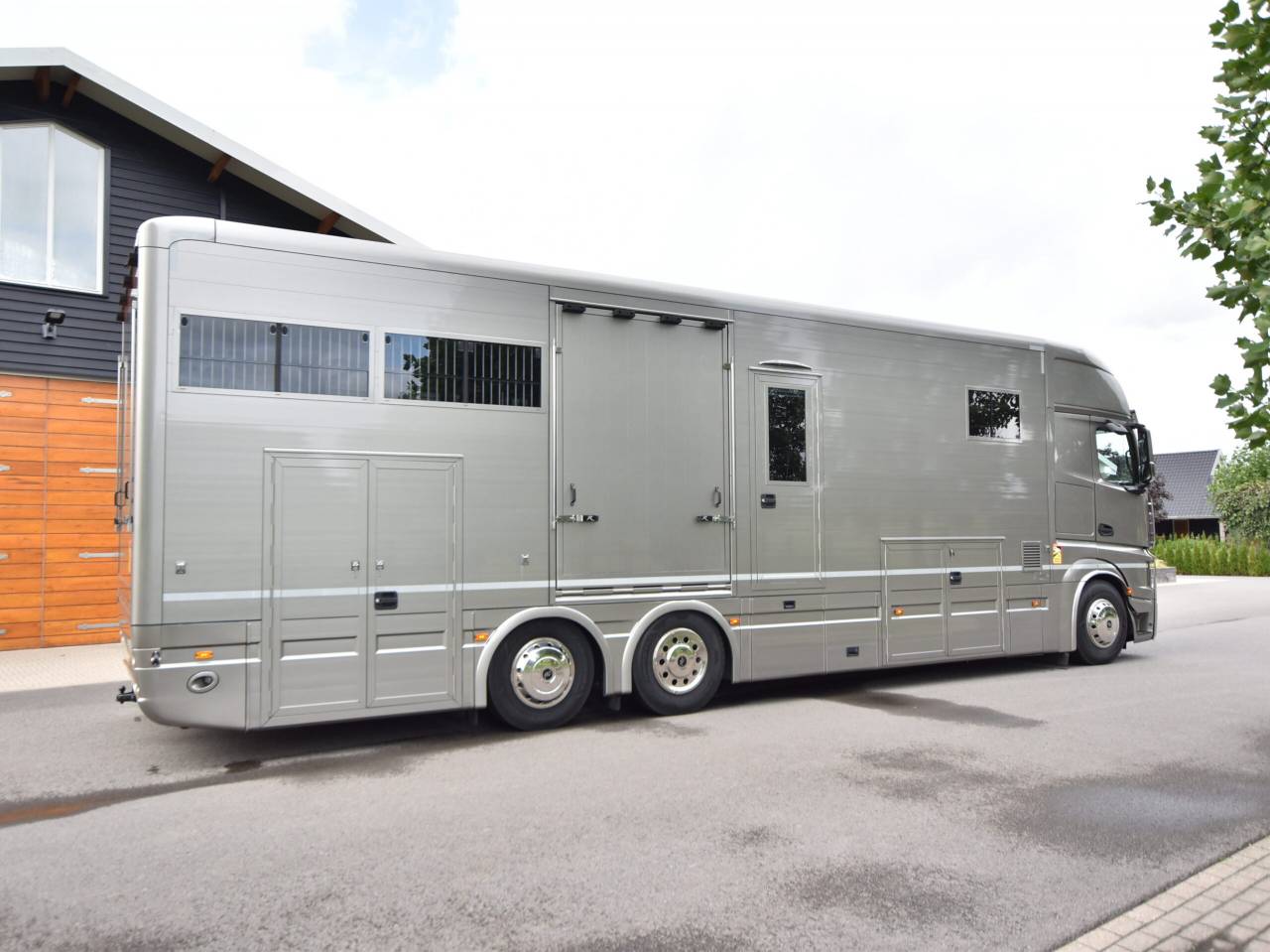 Camion PL Mercedes Actros Roelofsen