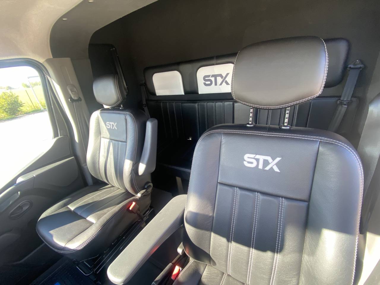 STX RENAULT MASTER - STALLE 5