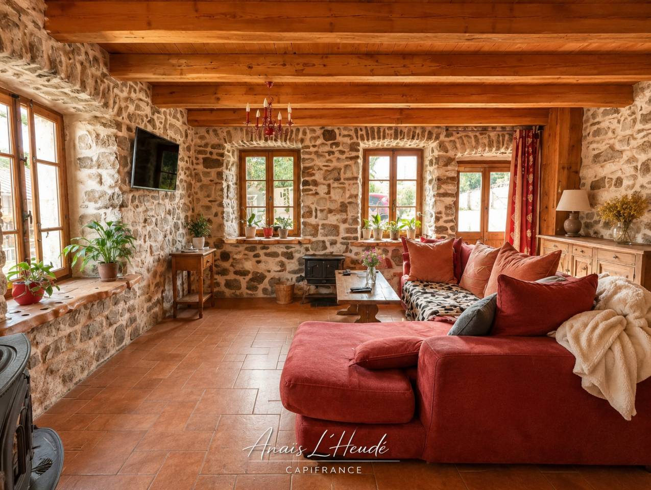 PROPRI&Eacute;T&Eacute; DE CHARME AVEC INSTALLATIONS &Eacute;QUESTRES
