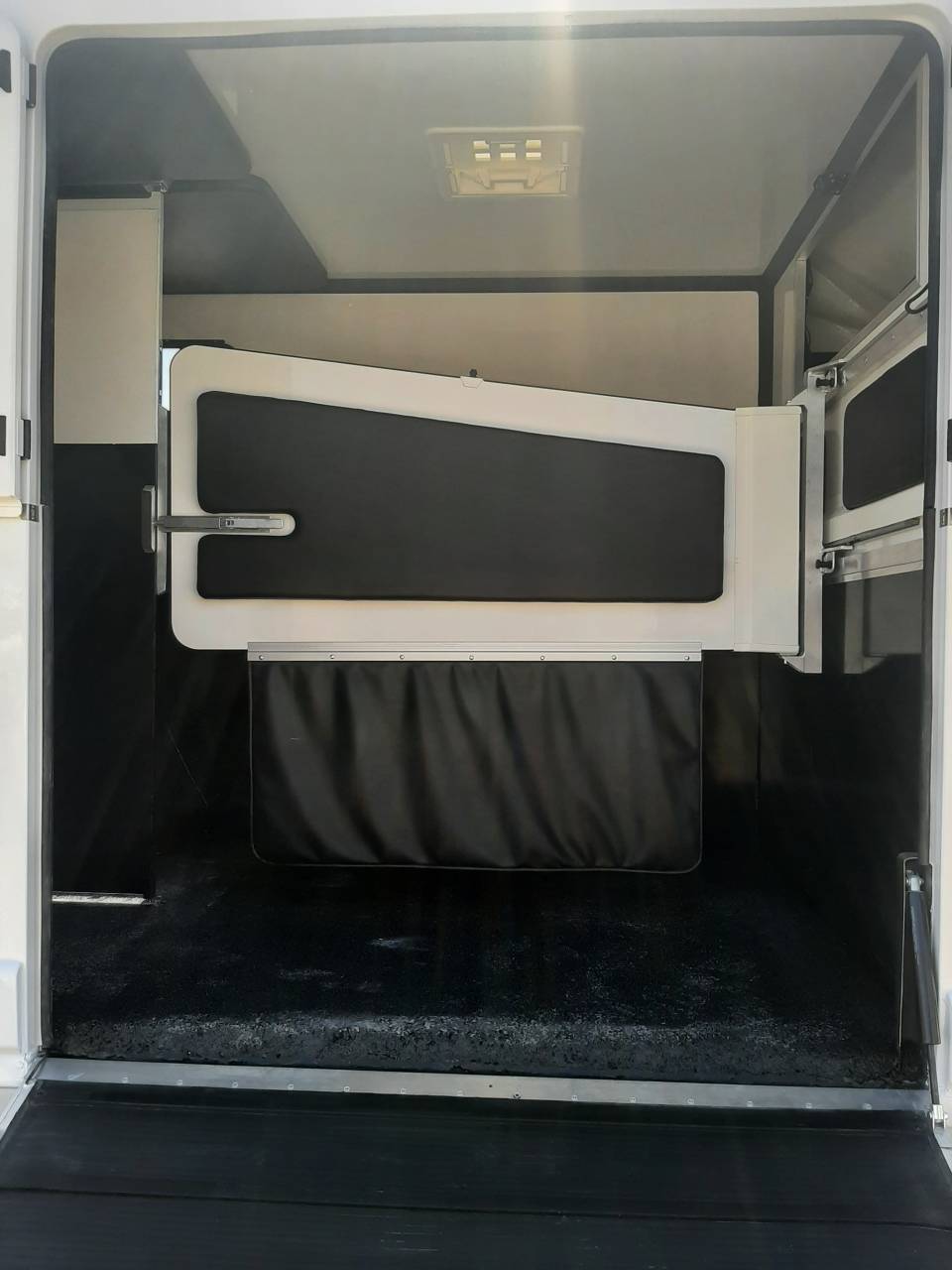 Renault Master Stall