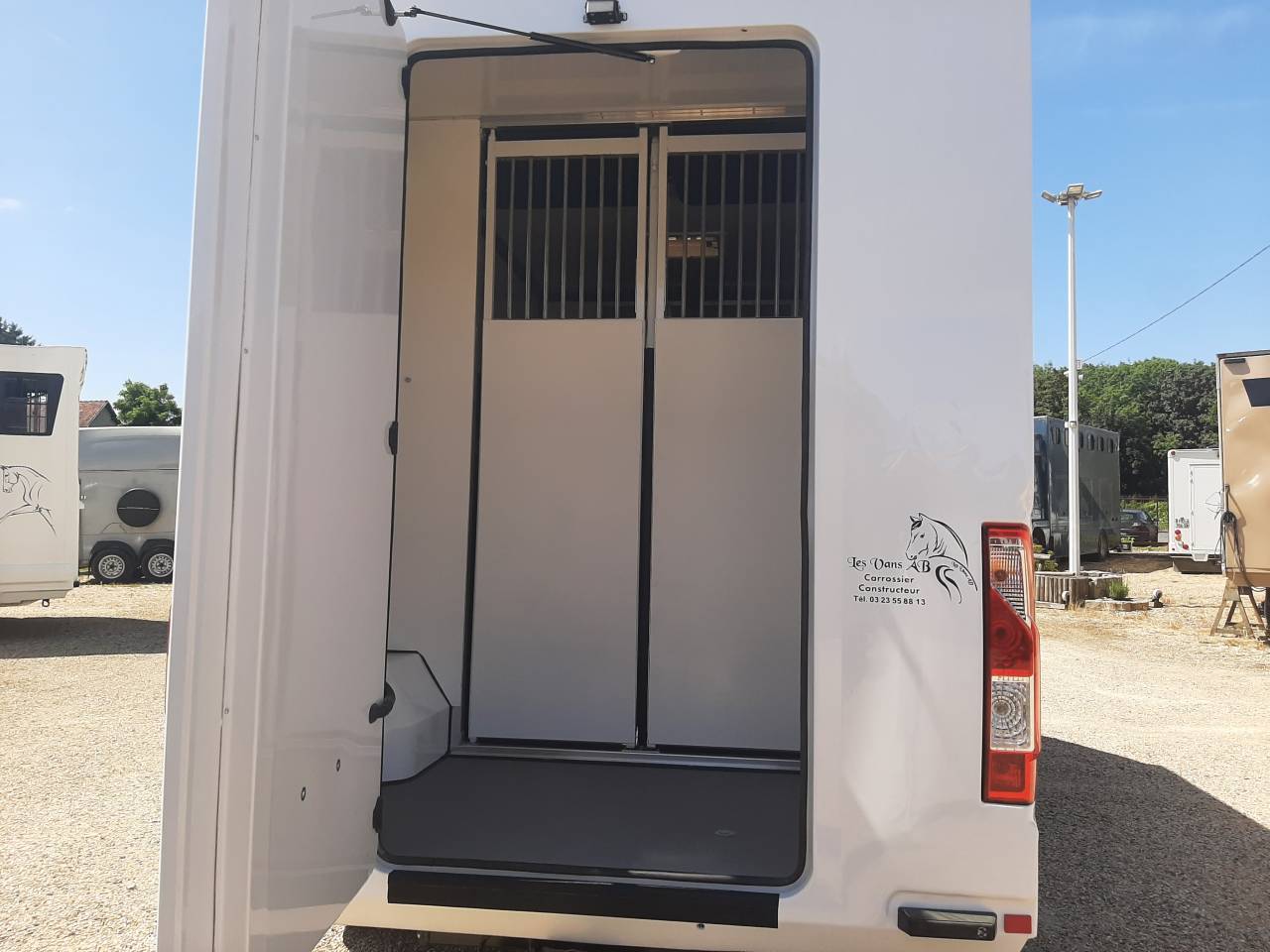 Renault Master Stall