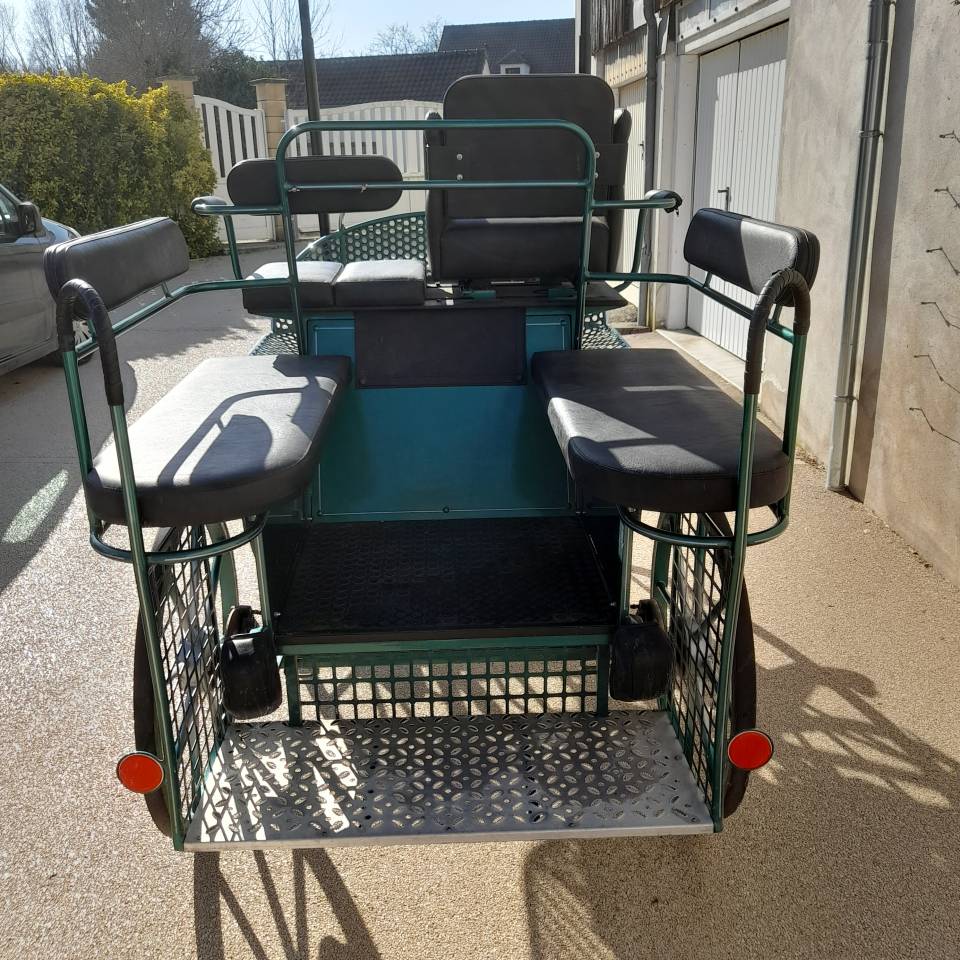 Voiture d'attelage