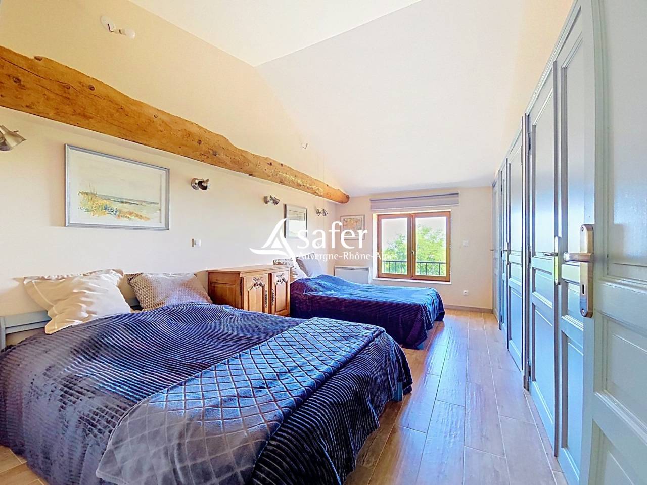 PROPRIETE DE CARACTERE RENOVEE - BEAUJOLAIS