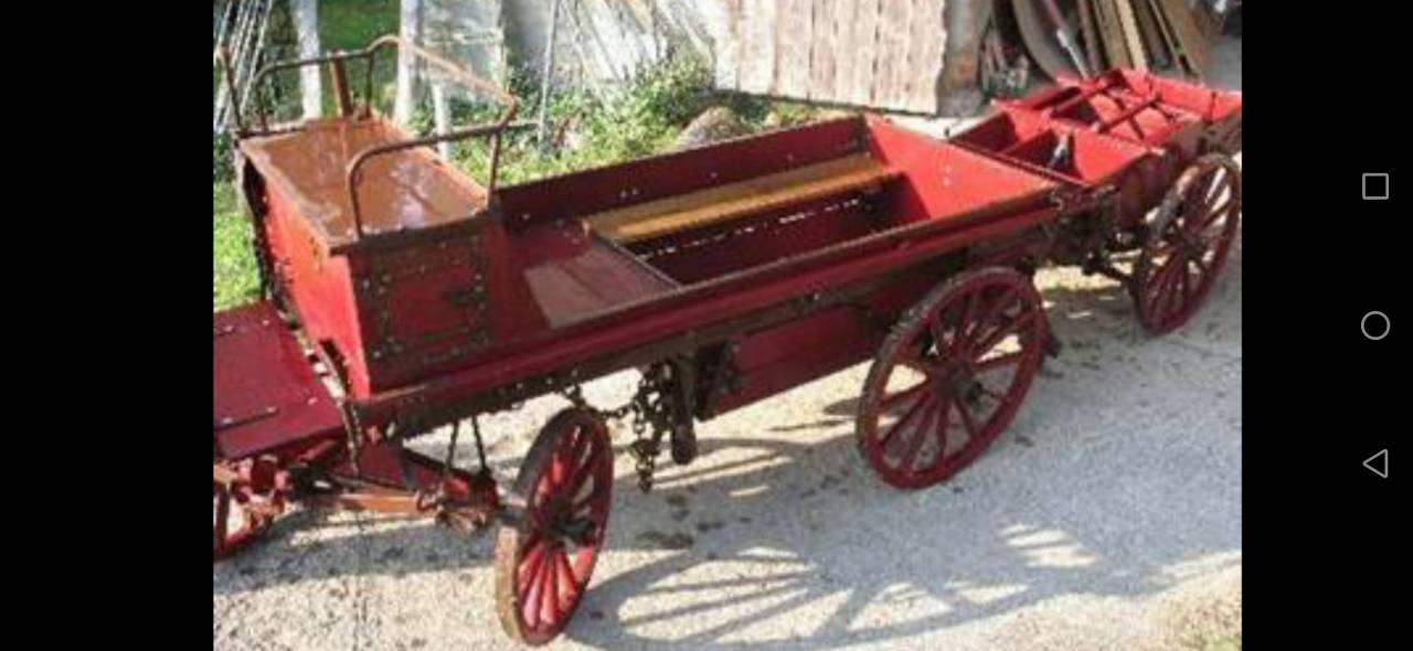 A vendre cal&egrave;che de pompier de 1937