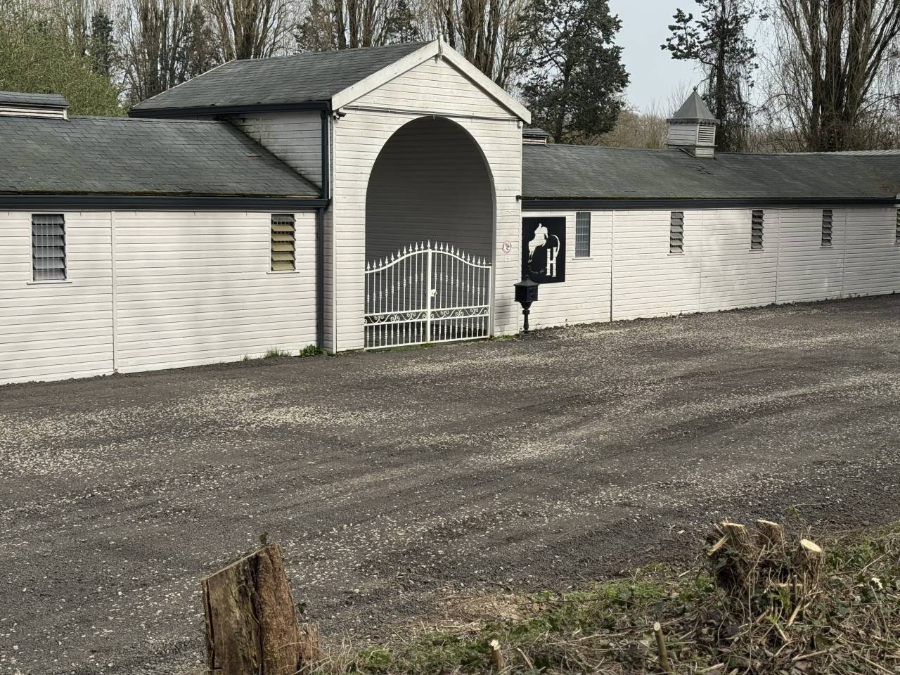 PROPRI&Eacute;T&Eacute; &Eacute;QUESTRE &Agrave; VENDRE