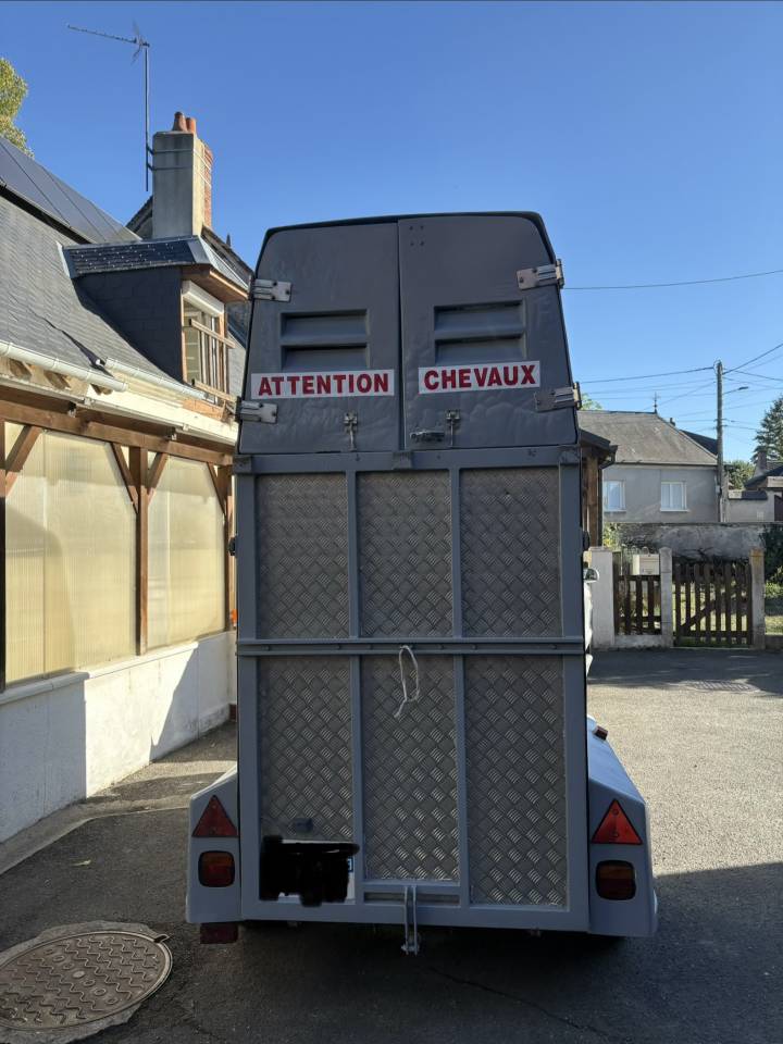Van cheval BARBOT 1 place