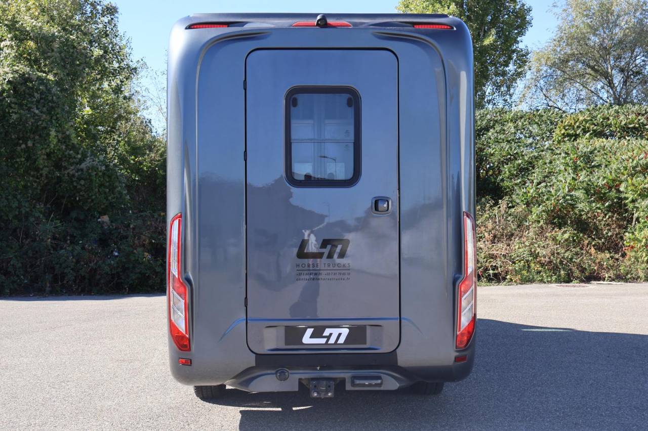 VL KRISMAR RENAULT MASTER 5P BOITE AUTO 180CH