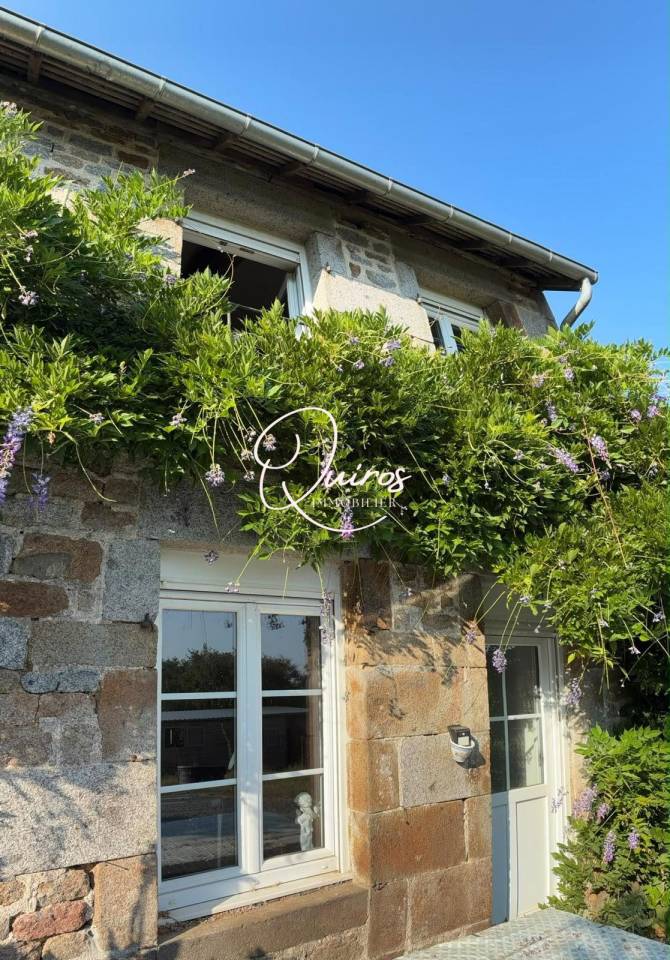 Propri&eacute;t&eacute; rurale - 2,43 Ha - Villedieu-Les-Po&ecirc;les